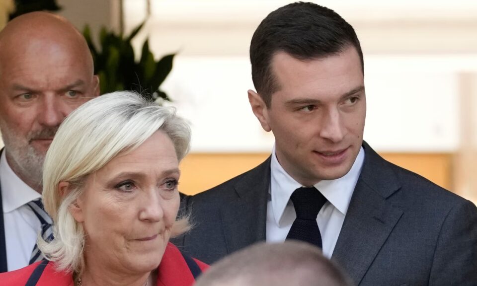 zgjedhjet-ne-france/-rezultatet-e-raundit-te-pare-i-japin-aleances-se-ekstremit-te-djathte-33%-te-votave,-partia-e-macron-renditet-e-treta!-vendimtare-faza-e-dyte-e-votimeve