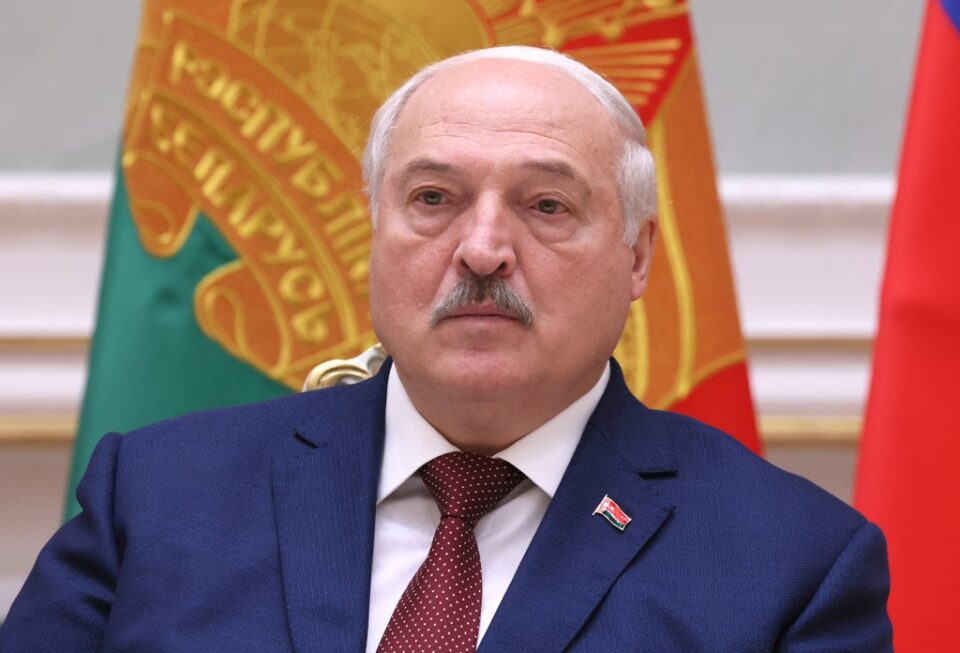 bjellorusia-vendosi-forca-shtese-mbrojtese-ne-kufirin-me-ukrainen,-lukashenko-jep-garanci:-nuk-do-te-lejoj-asnje-perleshje