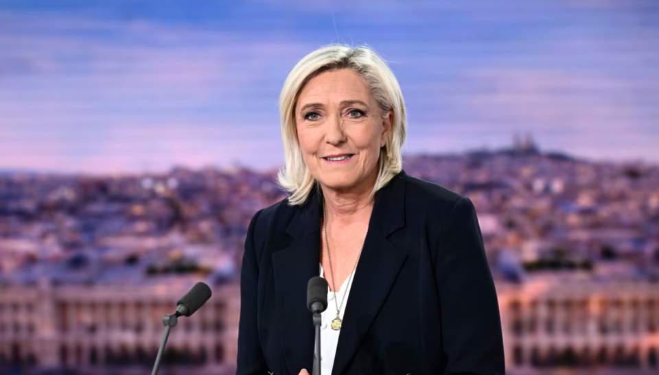 partia-e-le-pen-kryesoi-ne-raundin-e-pare-te-zgjedhjeve,-terheqje-masive-e-kandidateve-ne-france-per-te-stopuar-tubimin-kombetar