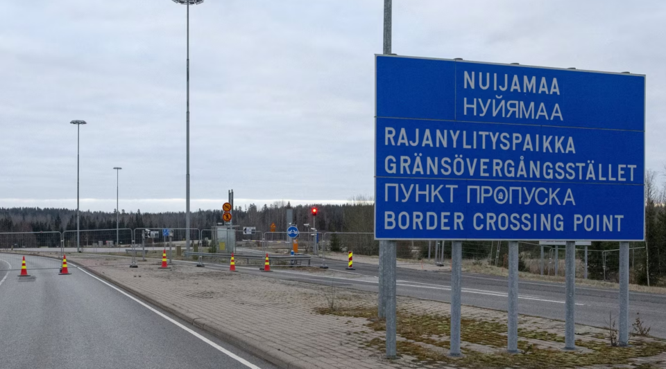 finlanda-miraton-ligjin-per-bllokimin-e-emigranteve-nga-rusia