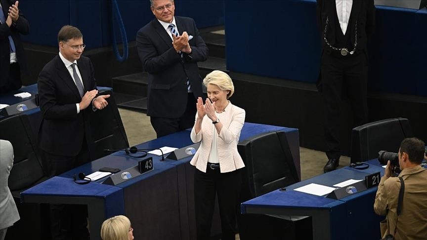 ursula-von-der-leyen-rizgjidhet-presidente-e-komisionit-evropian