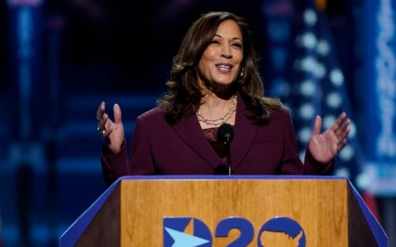 ekipi-i-kamala-harris-mbledh-81-milione-dollare-ne-24-oret-e-para-te-kandidatures-per-presidente-te-shba