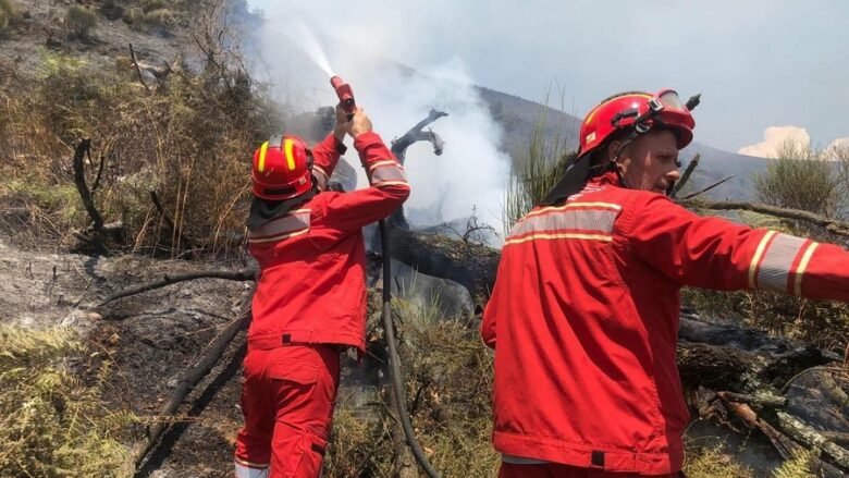 pese-vatra-aktive-zjarri,-ne-tropoje-nderhyn-kfor-i,-arrestohen-dy-piromane