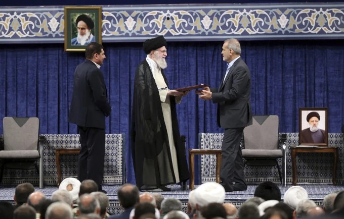 khamenei-miraton-zyrtarisht-presidentin-e-iranit