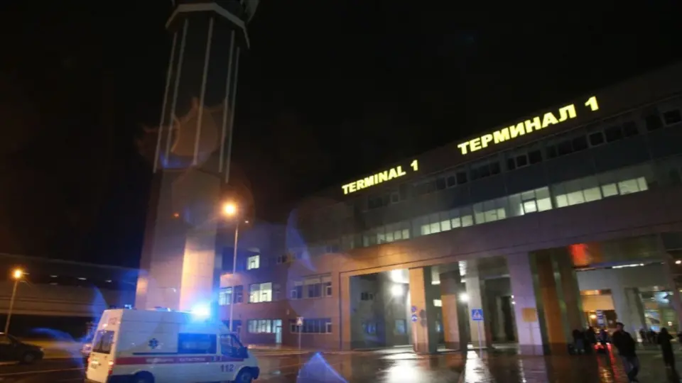 rusia-ne-alarm,-mbyll-aeroportin-e-kazanit!-ukraina-hedh-ne-ere-depot-e-naftes