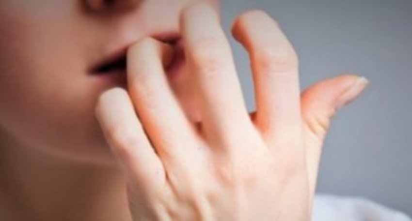 pse-‘ngrenja-e-thonjve’-ka-rrezik-per-shendetin?