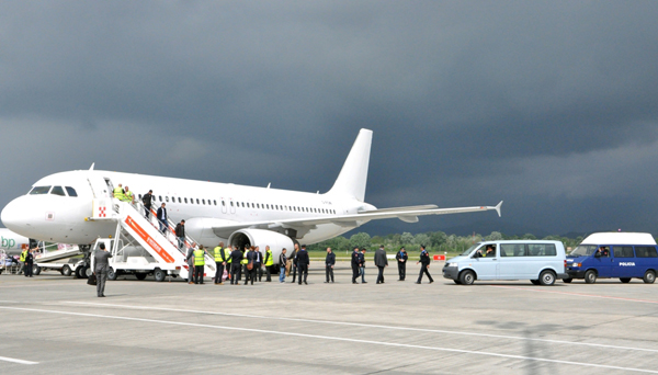 incidenti-me-presidenten-ne-aeroport,-del-raporti-zyrtar-ne-maqedonine-e-veriut