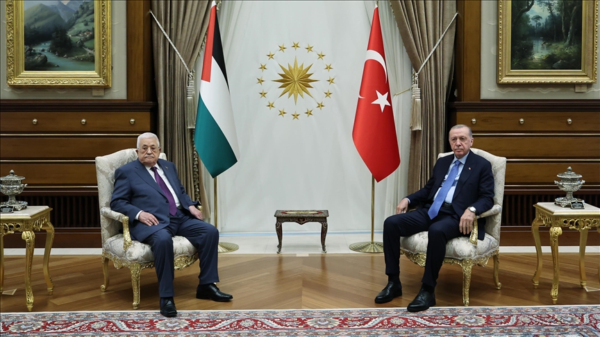 presidenti-erdogan-pret-ne-takim-presidentin-palestinez