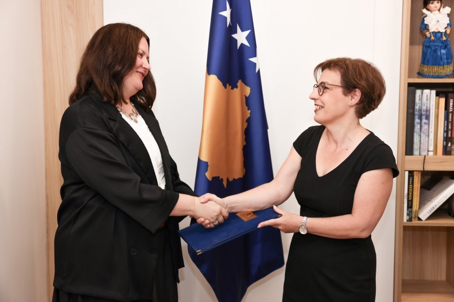 gervalla-vlereson-lart-ambasadoren-e-re-te-kosoves-ne-portugali