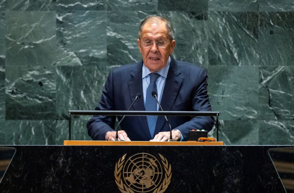 lavrov-paralajmeron-perendimin:-mos-kerkoni-konfrontim-me-rusine,-jemi-fuqi-berthamore