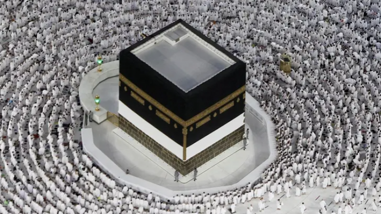 arabia-saudite-ka-prezantuar-ndryshime-te-reja-ne-rregulloret-e-vizave-te-umres