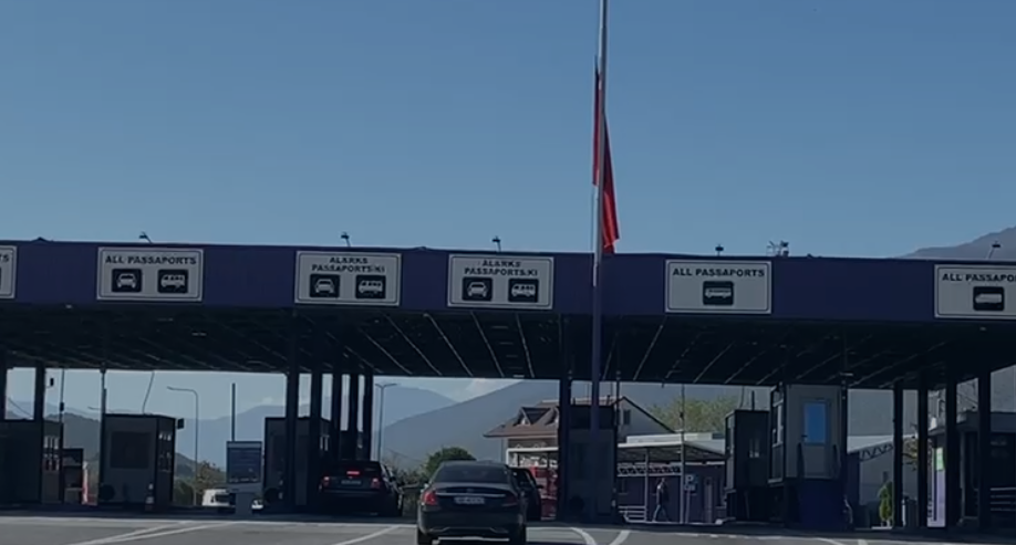 rikthehet-regjimi-i-levizjes-se-automjeteve-pa-kontrolle-mes-shqiperise-dhe-kosoves,-ja-deri-kur-zgjat