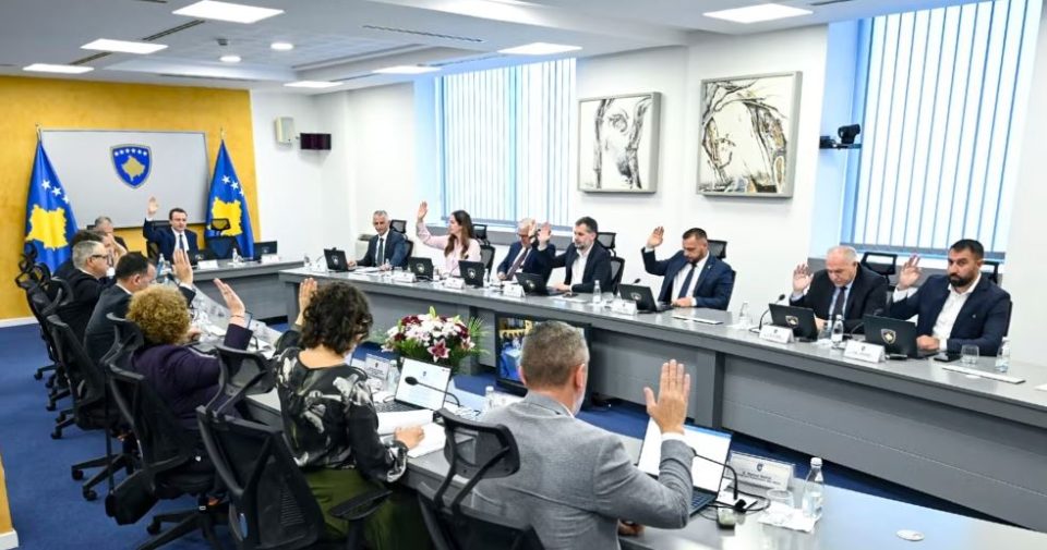 miratimi-i-buxhetit-2026-nga-qeveria-ne-detyre-e-kosoves,-oda-amerikane:-vendimet-duhet-te-merren-nga-nje-qeveri-me-mandat-te-plote