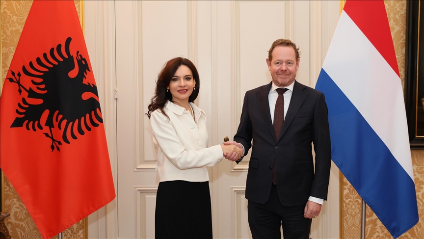 spiropali-takohet-me-homologun-holandez:-holanda,-mbeshtetese-e-integrimit-te-shqiperise-ne-be