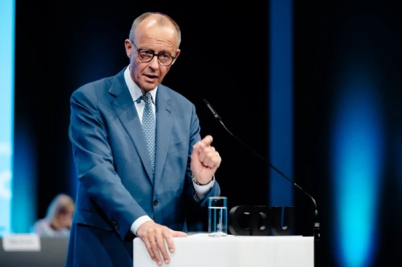 merz-kerkon-marreveshje-me-sirine-per-debimin-e-refugjateve:-“koha-e-azilit-ka-perfunduar”