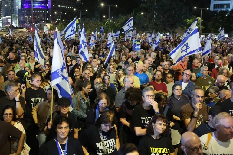 protesta-masive-kunder-qeverise-ne-tel-aviv