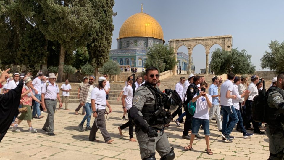 833-izraelite-pushtojne-xhamine-al-aksa-ne-jerusalem