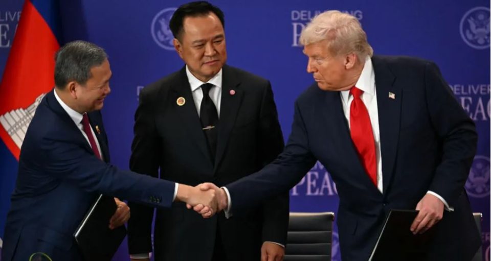 presidenti-trump-i-pajtoi,-por-tajlanda-pezullon-marreveshjen-e-paqes-me-kamboxhian!-shkak-u-be…