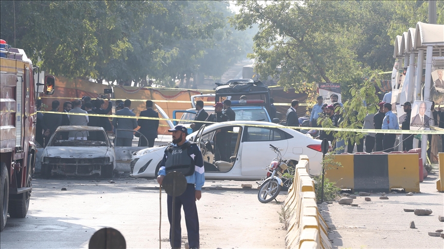 pakistan,-shperthimi-jashte-gjykates-ne-islamabad-shkakton-12-te-vdekur-dhe-21-te-plagosur