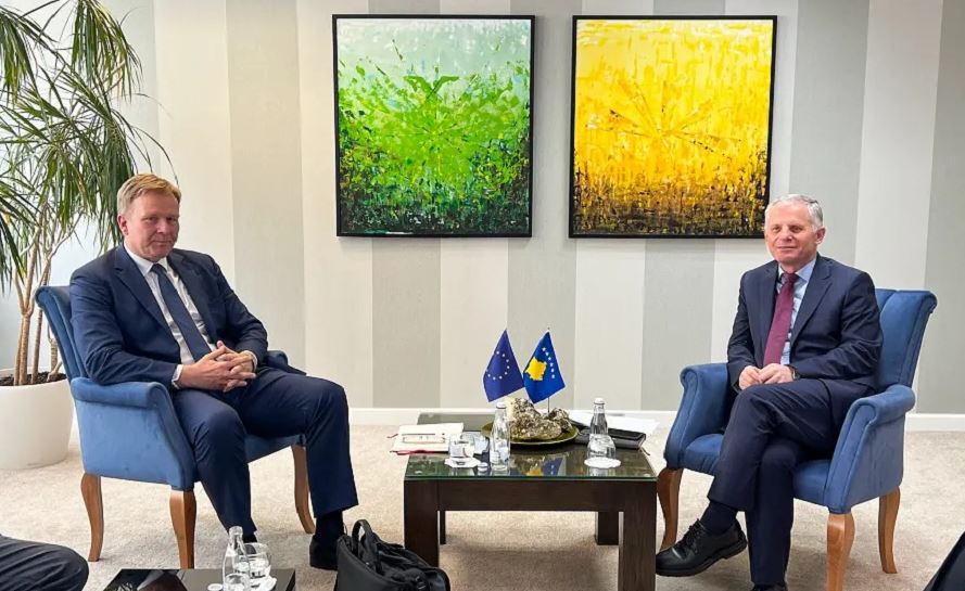 shkelja-e-te-drejtave-te-shqiptareve-ne-lugine,-besnik-bislimi-e-informon-peter-sorensenin