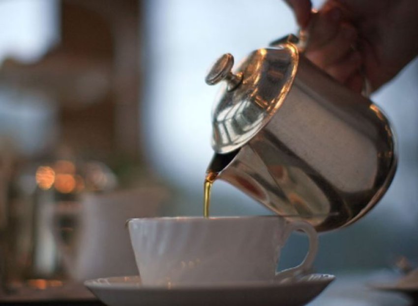 caji,-pija-e-lashte/-historia,-llojet-dhe-perfitimet-e-shumta-per-shendetin