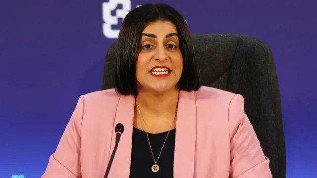 refugjatet-ne-mbreterine-e-bashkuar-do-te-presin-20-vjet-per-leje-te-perhershme-qendrimi