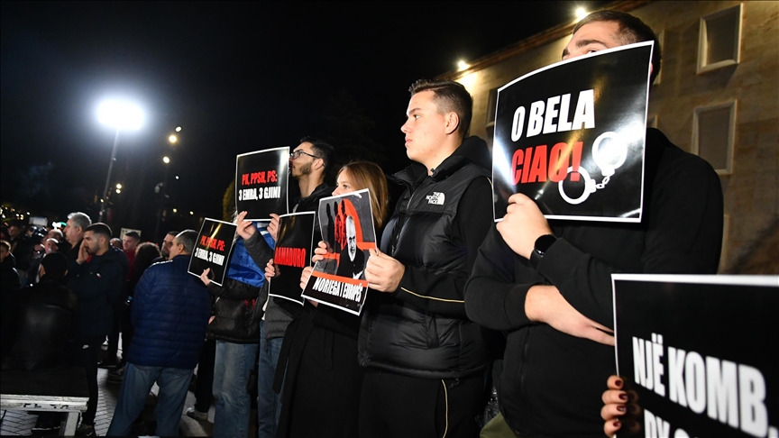 shqiperi,-mbahet-proteste-antiqeveritare