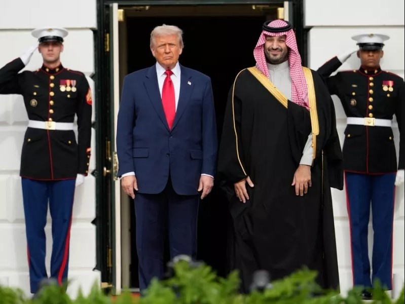 trump-pret-ne-shtepine-e-bardhe-princin-e-kurores-te-arabise-saudite!-mohammed-bin-salman-rikthehet-ne-uashington-pas-vizites-ne-2018