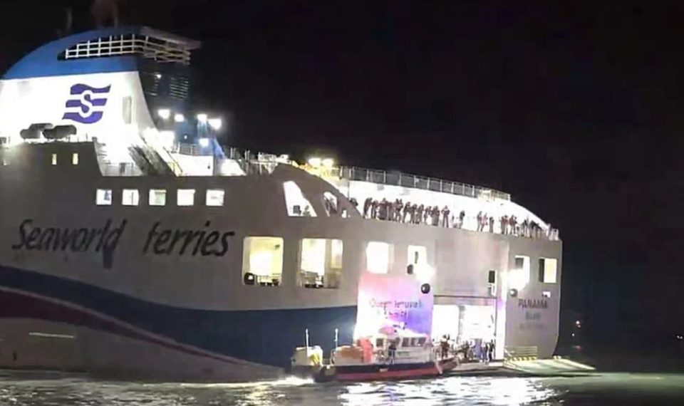 aksident-detar-ne-korene-e-jugut,-trageti-me-267-pasagjere-perplaset-ne-shkembinj,-raportimet-e-para-flasin-per…-(foto)