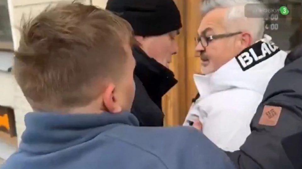 video/-incident-i-rende-ne-rusi,-turma-sulmon-ambasadorin-e-polonise!-rriten-tensionet-mes-varshaves-dhe-moskes