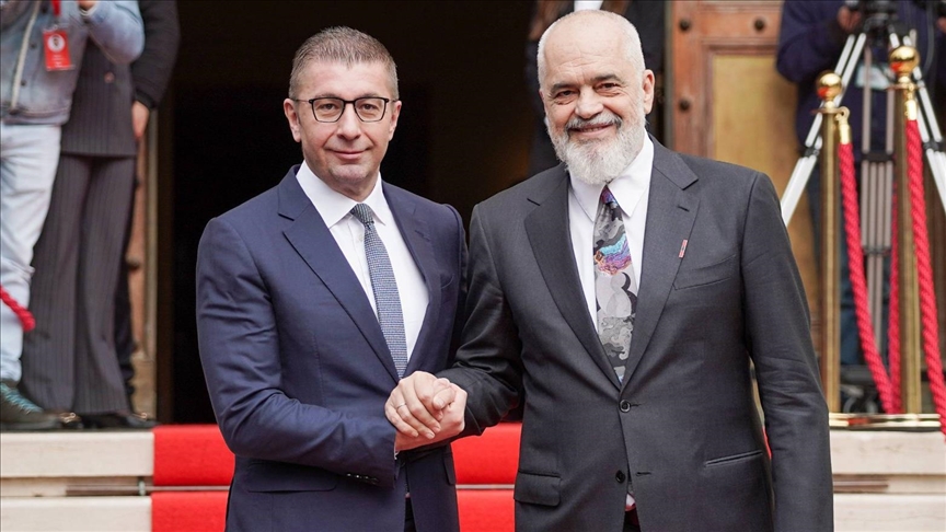 mickoski-nga-tirana:-plani-i-rritjes-eshte-me-shume-se-nje-iniciative,-eshte-angazhim-per-ndryshim-te-vertete