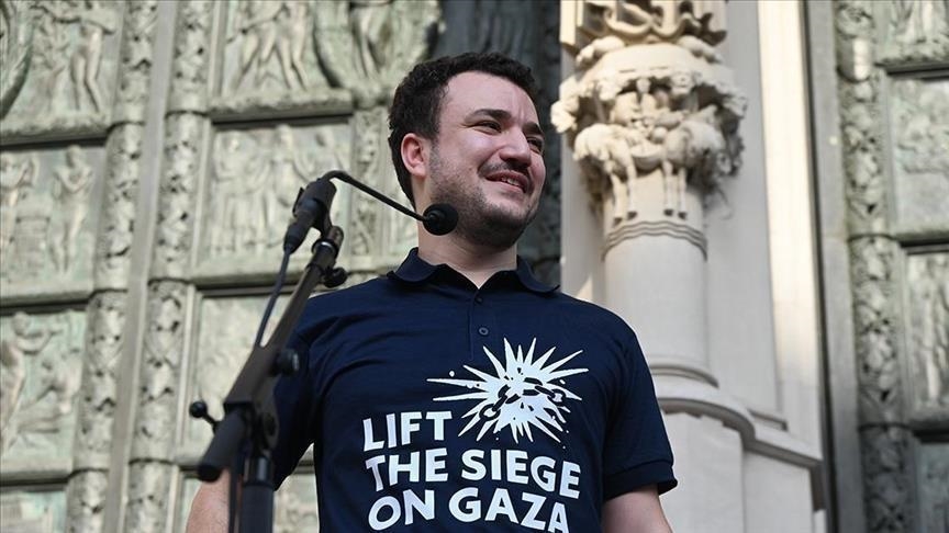 aktivisti-palestinez-padit-administraten-e-trumpit-per-shkak-te-lidhjes-se-grupeve-proizraelite-me-arrestimin-e-tij