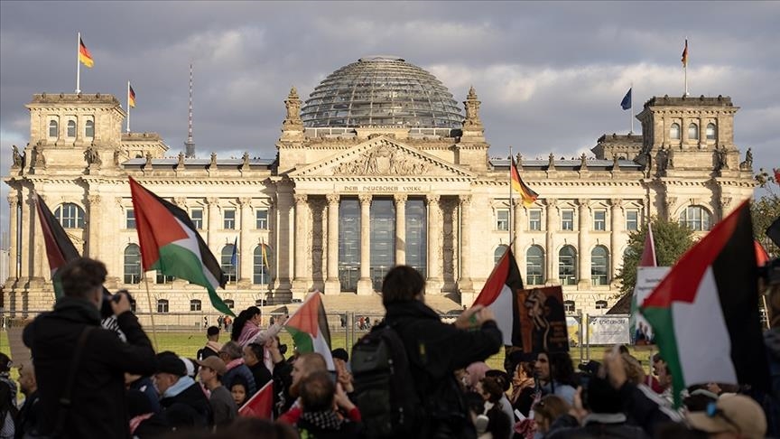 ankete,-65-per-qind-e-gjermaneve-besojne-se-ushtria-izraelite-ka-kryer-krime-lufte-ne-gaza