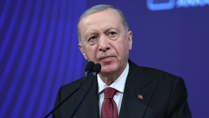 erdogan:-turqia-gati-te-prese-cop31,-te-nxise-burimet-e-rinovueshme-te-energjise-dhe-te-ndihmoje-ne-rindertimin-e-gazes