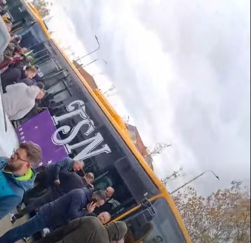 autobuset-ne-rruge,-nis-protesta-e-trafikut-urban-ne-prishtine