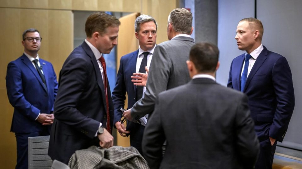 mediat-amerikane:-zyrtare-amerikane,-ukrainas-e-ruse,-bisedime-sekrete-paqeje-ne-abu-dhabi