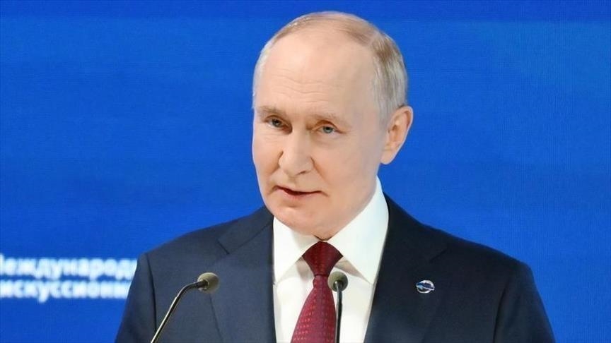 putin-pershendet-“partneritetin-strategjik”-me-kirgistanin,-paralajmeron-nenshkrimin-e-paketes-kyce-te-bashkepunimit