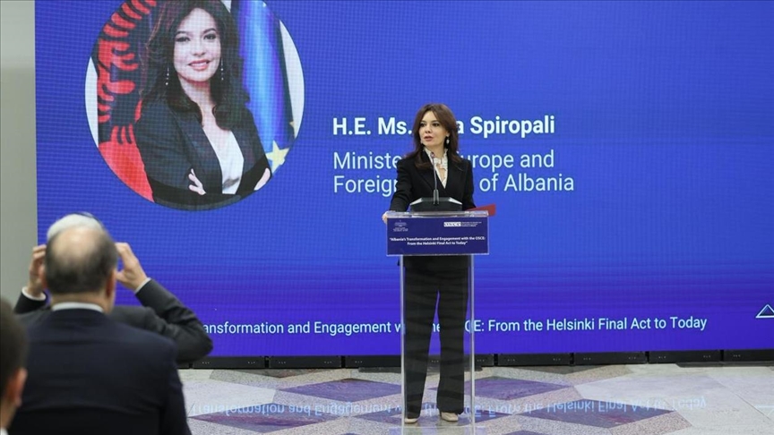 mbahet-konferenca-per-50-vjetorin-e-aktit-final-te-helsinkit-dhe-angazhimin-i-shqiperise-me-osbe-ne