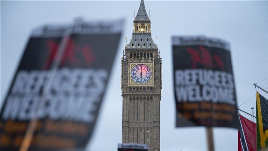 britani,-migrimi-neto-shenon-renie-me-gati-80-per-qind-qe-nga-viti-2023