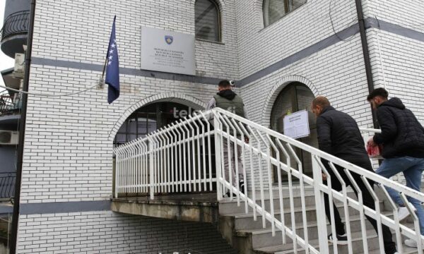 caktohen-seancat-konstituive-ne-komunat-me-shumice-serbe,-transferi-i-pushtetit-me-5-dhjetor-nga-ora-11:00