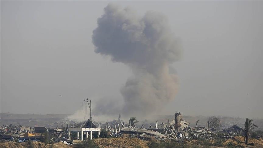 ushtria-izraelite-sulmon-me-artileri-dhe-helikoptere-pjesen-jugore-te-gazes