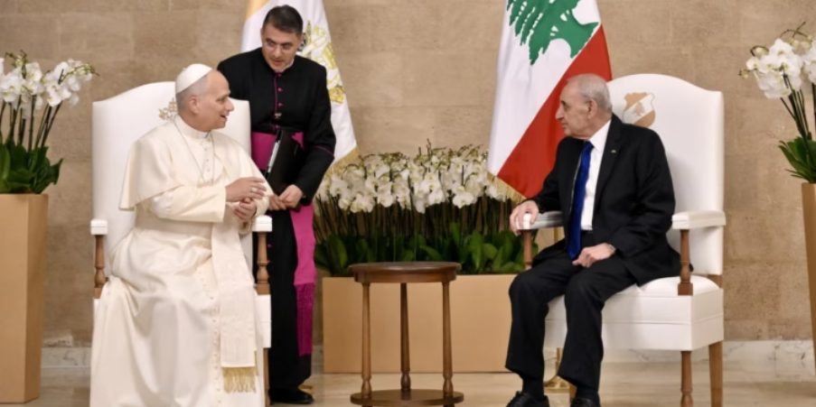papa-leo-xiv-percon-mesazh-paqeje-dhe-bashkejetese-ne-viziten-historike-ne-liban