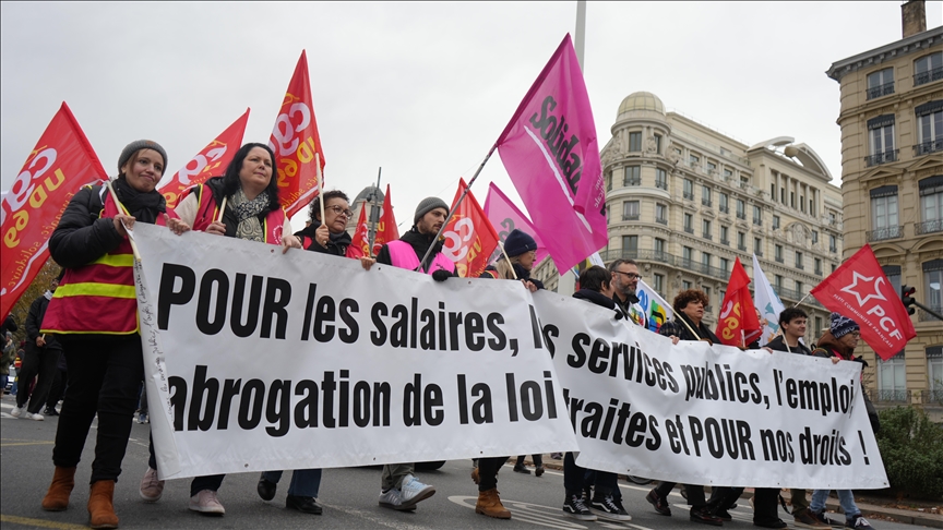 protesta-ne-lyon-te-frances-kunder-planit-te-buxhetit-te-qeverise-per-vitin-2026