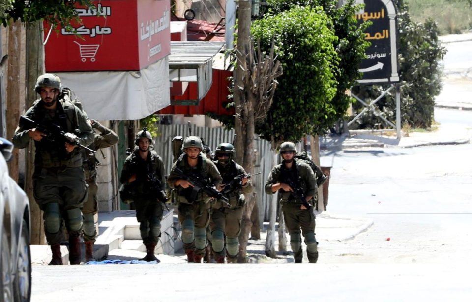 izraeli-terhiqet-nga-tubasi-dhe-aqaba-pas-dy-ditesh-rrethimi-dhe-sulmesh