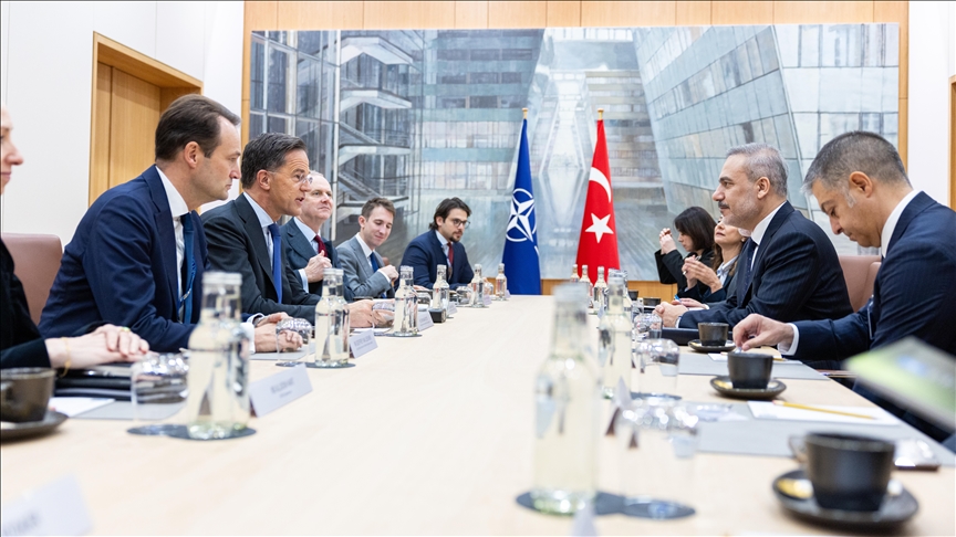 kryediplomati-turk-fidan-takon-shefin-e-nato-s-ne-bruksel