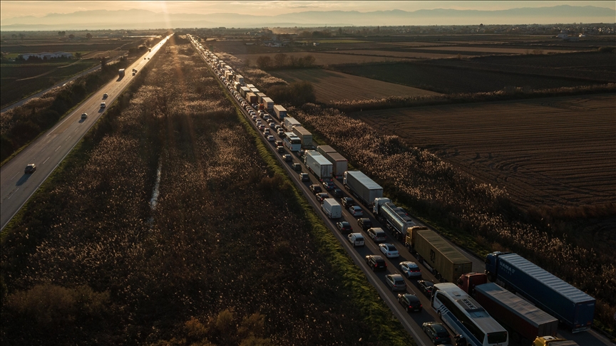 fermeret-greke-qe-protestojne-bllokojne-piken-kufitare-greqi-turqi