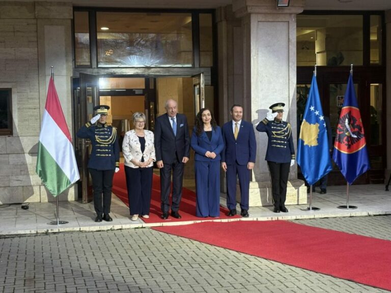 presidentja-osmani-priti-homologun-hungarez,-tamas-sulyok