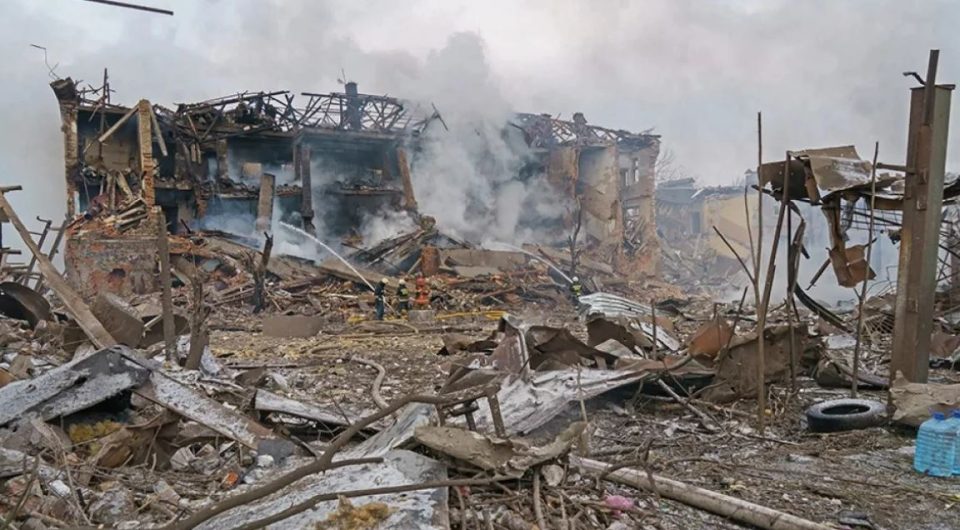 bombardimet-ruse-te-rrjetit-elektrik,-ukraina-njofton-kufizime-te-energjise!