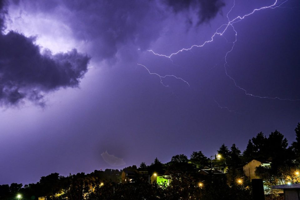 ushtria-izraelite-kufizon-aktivitetet-per-shkak-te-stuhise-byron