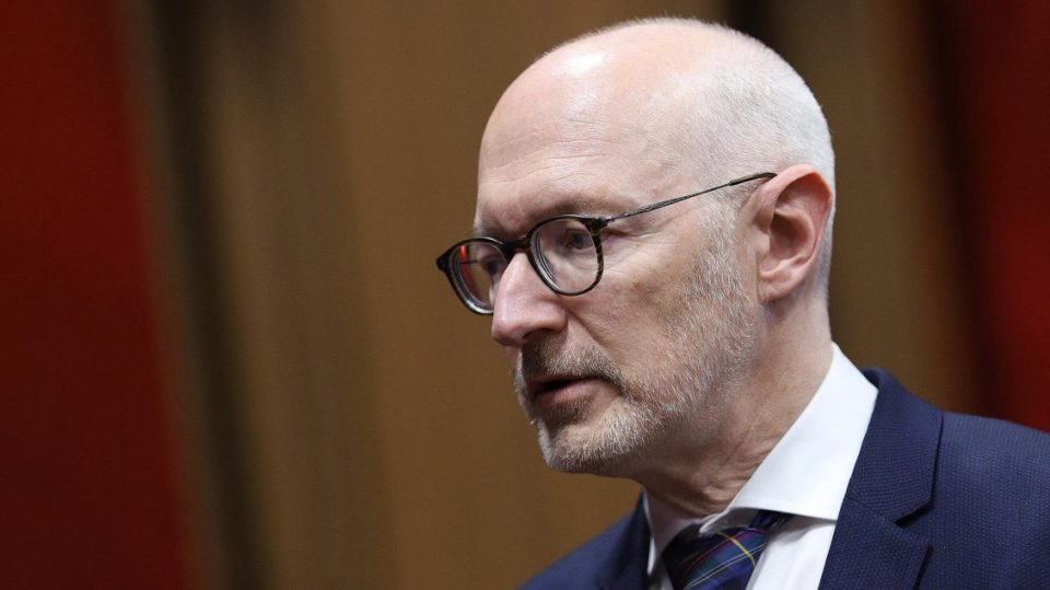 zgjedhjet-ne-kosove/-ambasadori-francez:-moscertifikimi-i-listes-serbe,-vendim-zhgenjyes